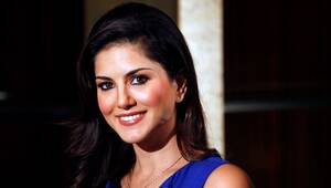 bollywood porn star 2015 - Fans defend Canadian-Indian actress Sunny Leone grilled over porn past in  TV interview | Globalnews.ca